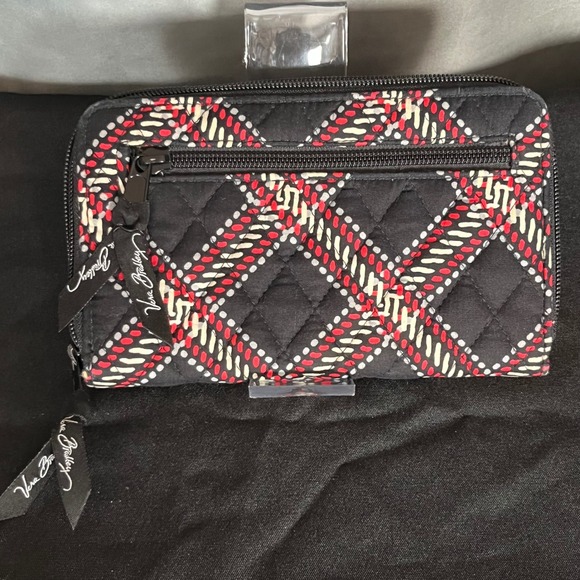 Vera Bradley Turnlock Wallet Quilted Minsk Plaid Cotton Black Red White - Picture 2 of 5